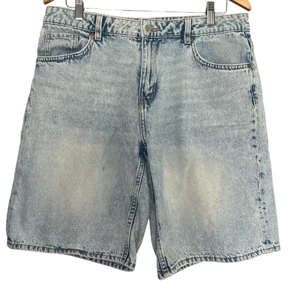 H&M Divided Acid Wash Denim Bermuda Shorts Women’s Size 8